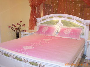 哈爾濱愛(ài)嘉亞麻針紡織品有限責(zé)任公司 針紡織品的卓越品質(zhì)與創(chuàng)新之路